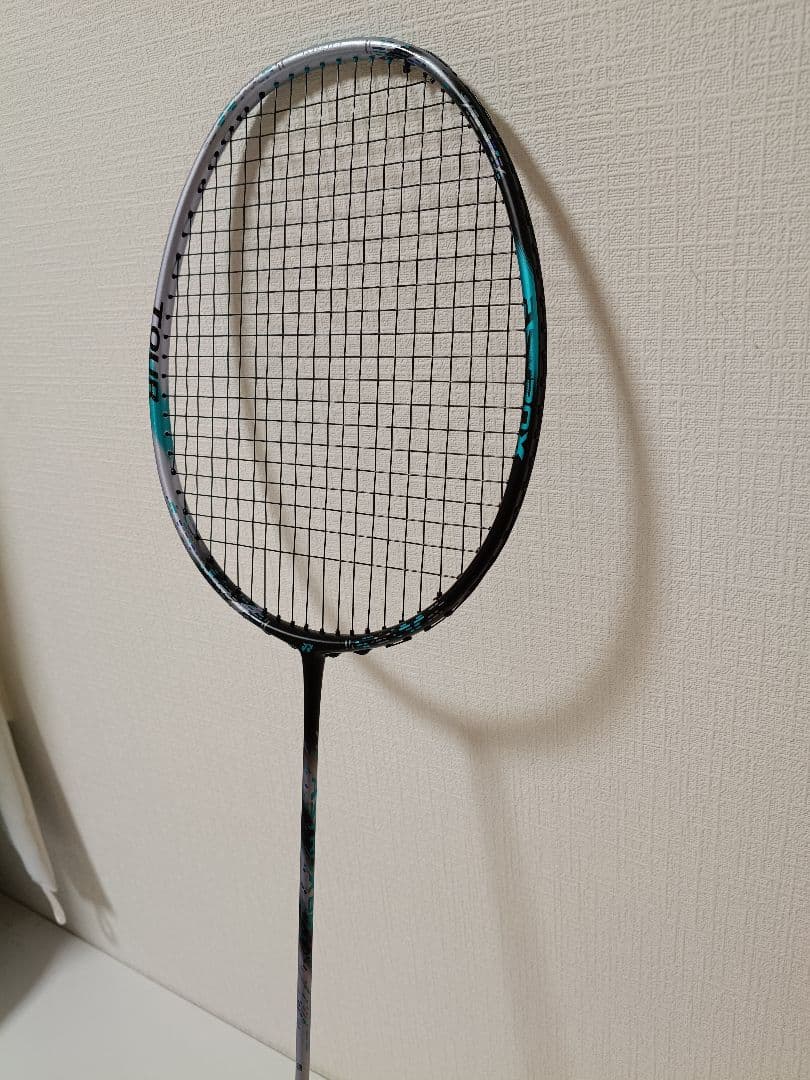【ほぼ新品】YONEX　ASTROX 88D TOUR