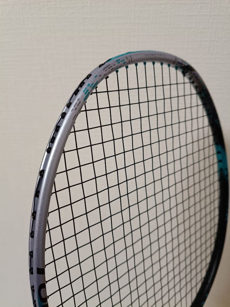 【ほぼ新品】YONEX　ASTROX 88D TOUR