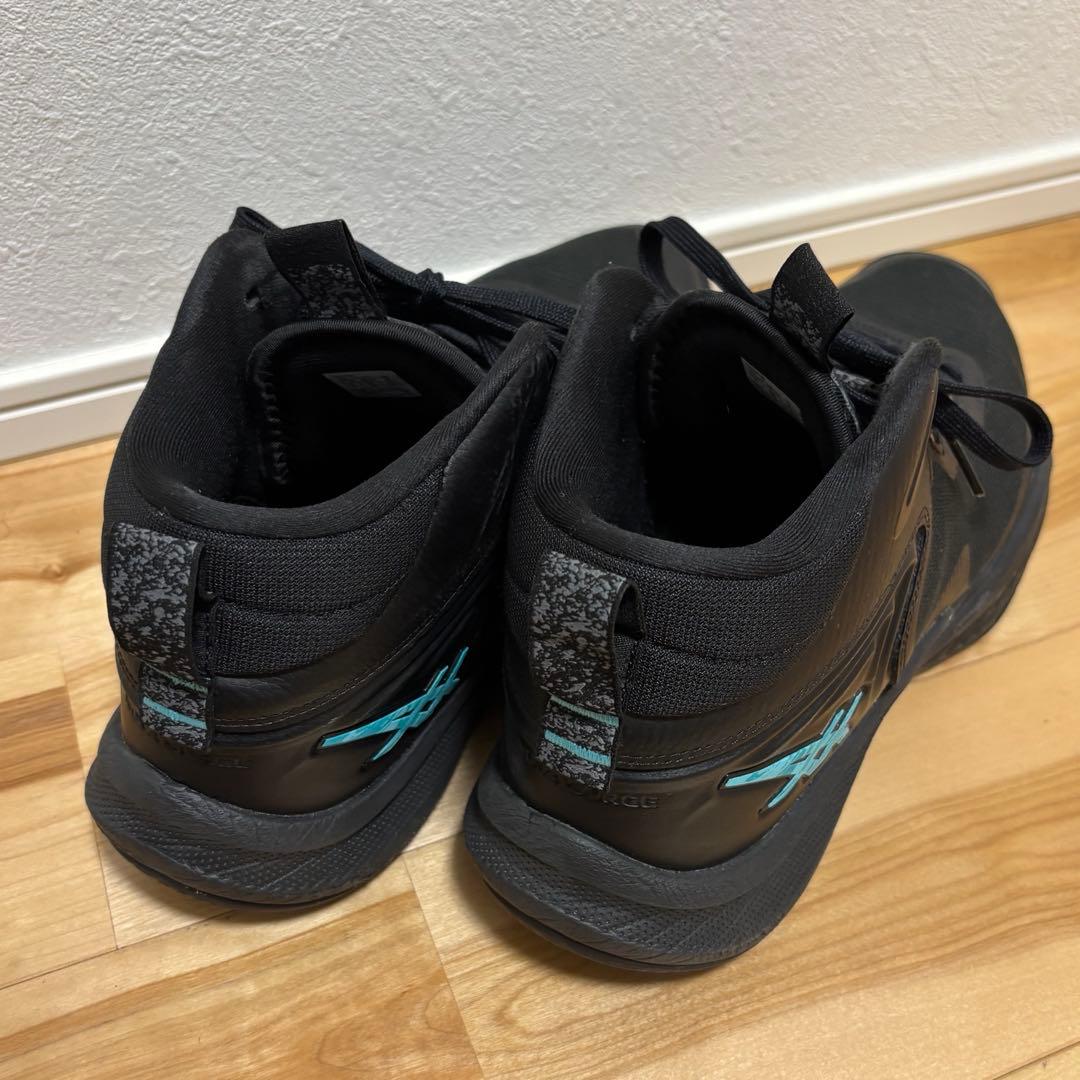 asics NOVA SURGE 3 ブラック　27㎝