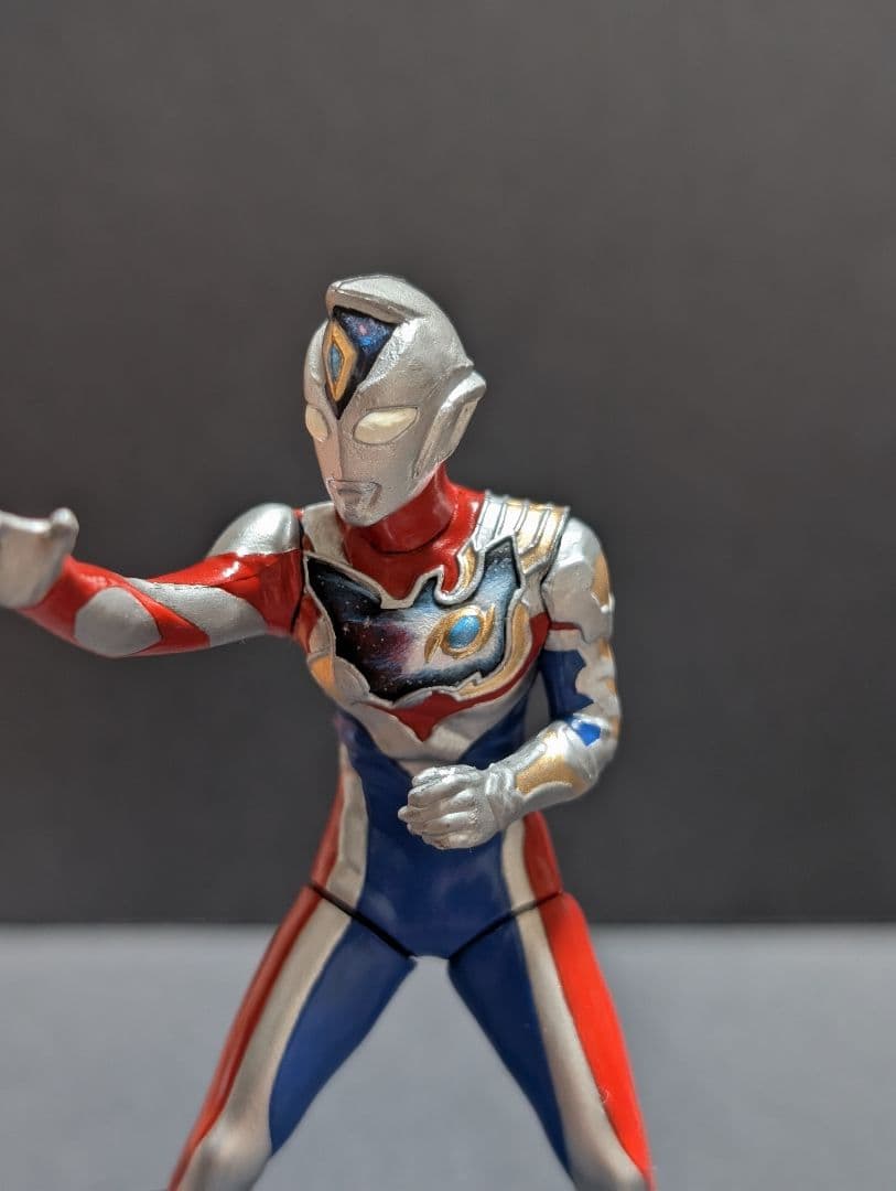 ＨＧシリーズウルトラマン X、デッカー、ビクトリー（ペイント）