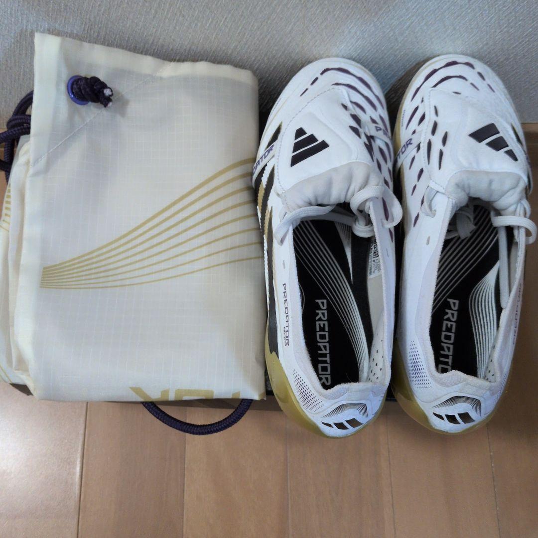 adidas Predator サッカーシューズホワイト/ゴールドサイズ22cm