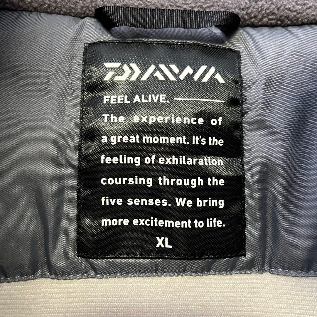極美品　DAIWA ウインターウェア XL フィッシングウェア