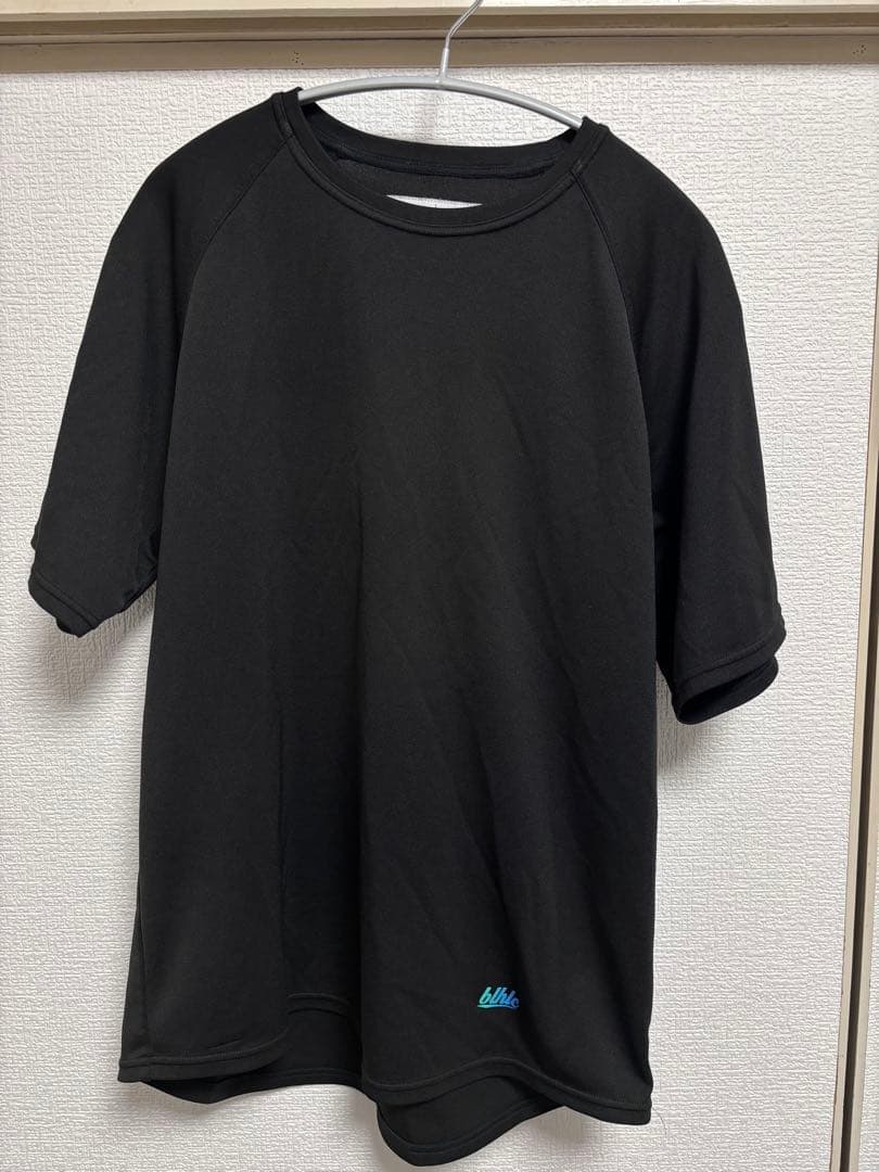 blhlc 黒 Tシャツ ロゴ入り