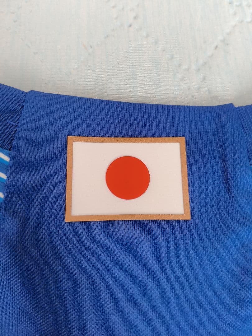 【新品タグ付】2022 W杯 日本代表 ユニフォーム 三笘薫 M HF1845