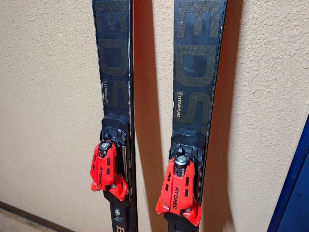 【最終値下げ】ATOMIC REDSTER S9i PRO スキー板 チューン済