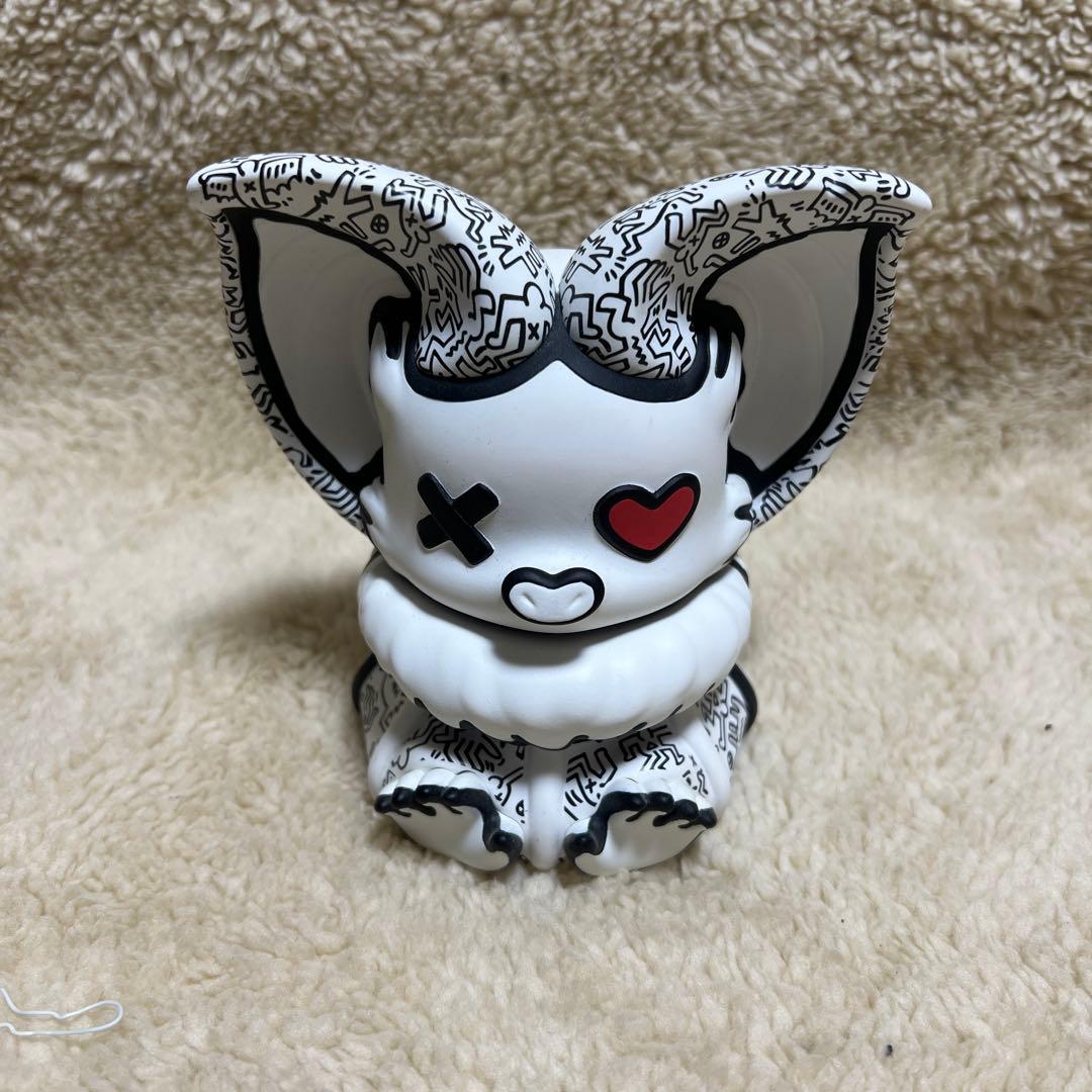 POP MART Figurine YOKI×KEITH HARING