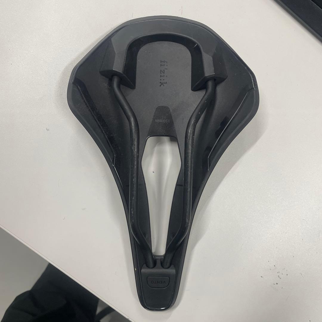 fizik フィジーク アルゴ VENTO 150㎜ バイク サドル