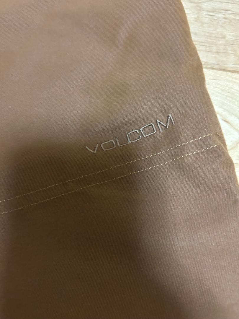 【中古品】スノボウェア　上下セットRIDE、VOLCOM レディース