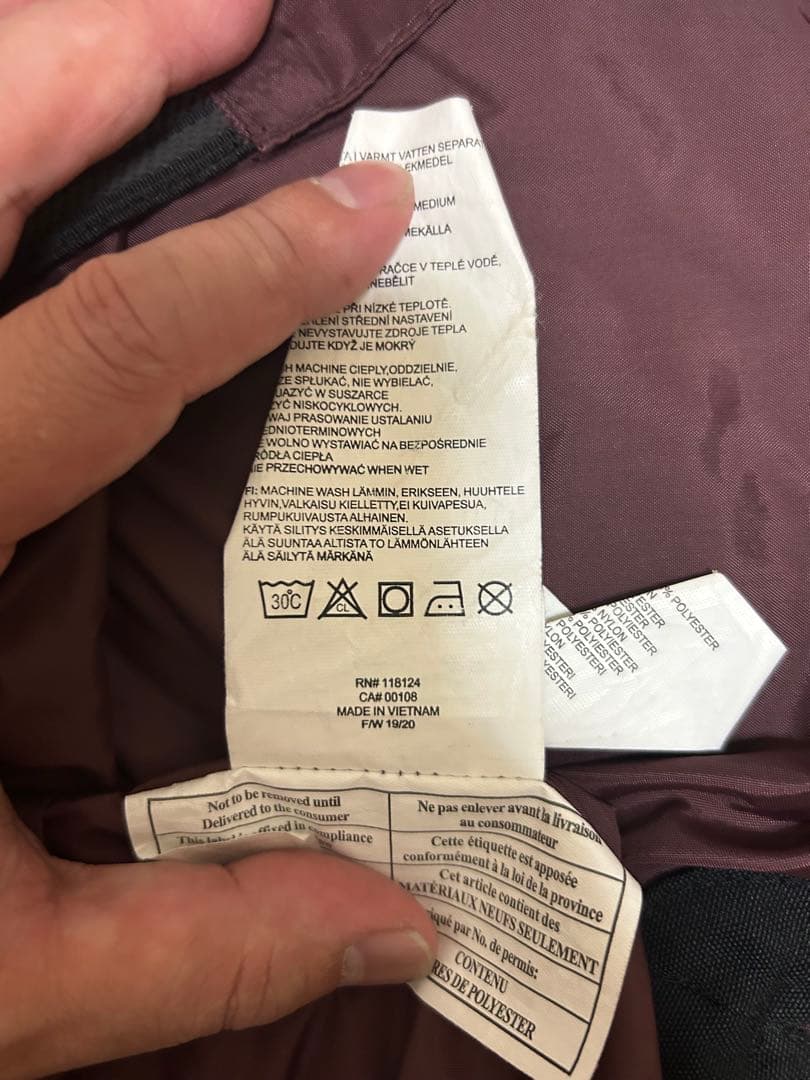 【中古品】スノボウェア　上下セットRIDE、VOLCOM レディース