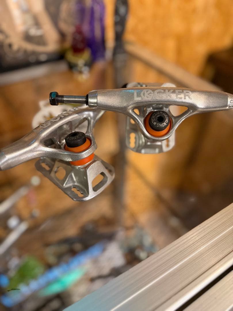 GRIND KING TRUCK LOCKER 8.0 スケボー
