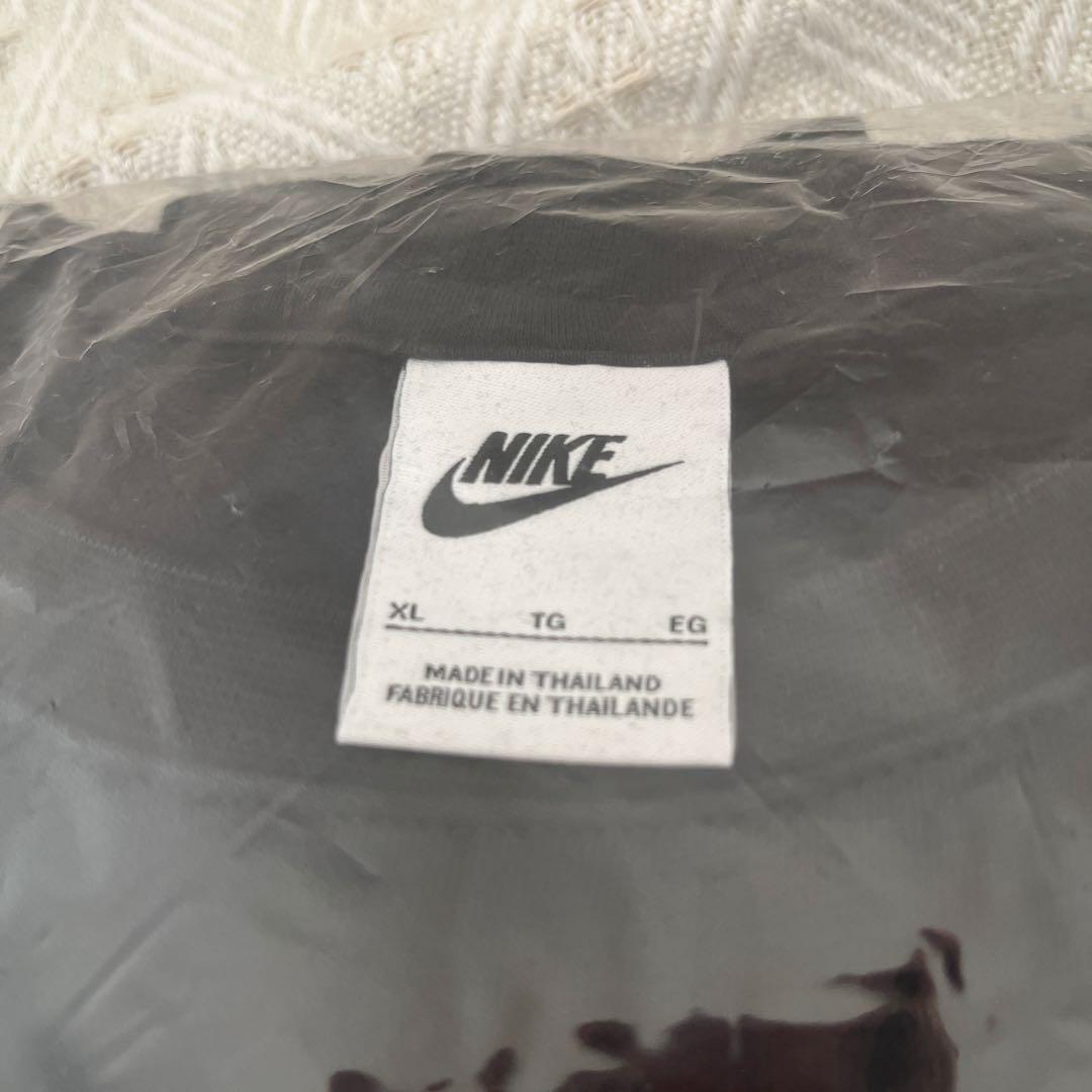 『新品』ジャイアンツ　 Nike Swoosh スェットXLサイズ タオル　新聞