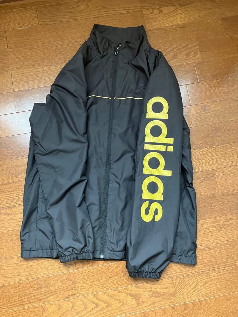adidas アディダス ウインドブレーカー ブラック ゴールドライン