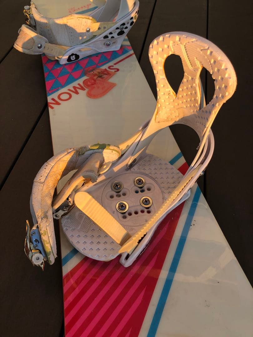 ジャンク品　スノボ板Salomon 145cm スノーボード　ブーツ24.5cm
