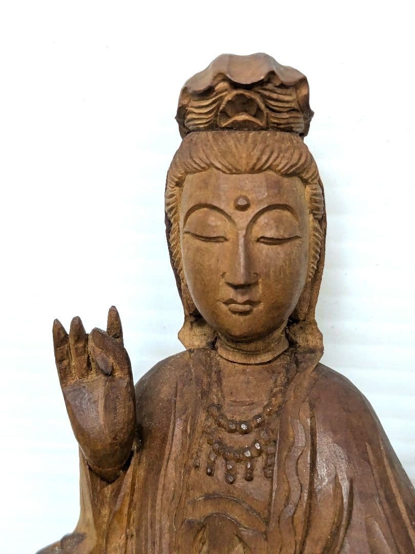 白檀製 観音菩薩像·狛犬展示品