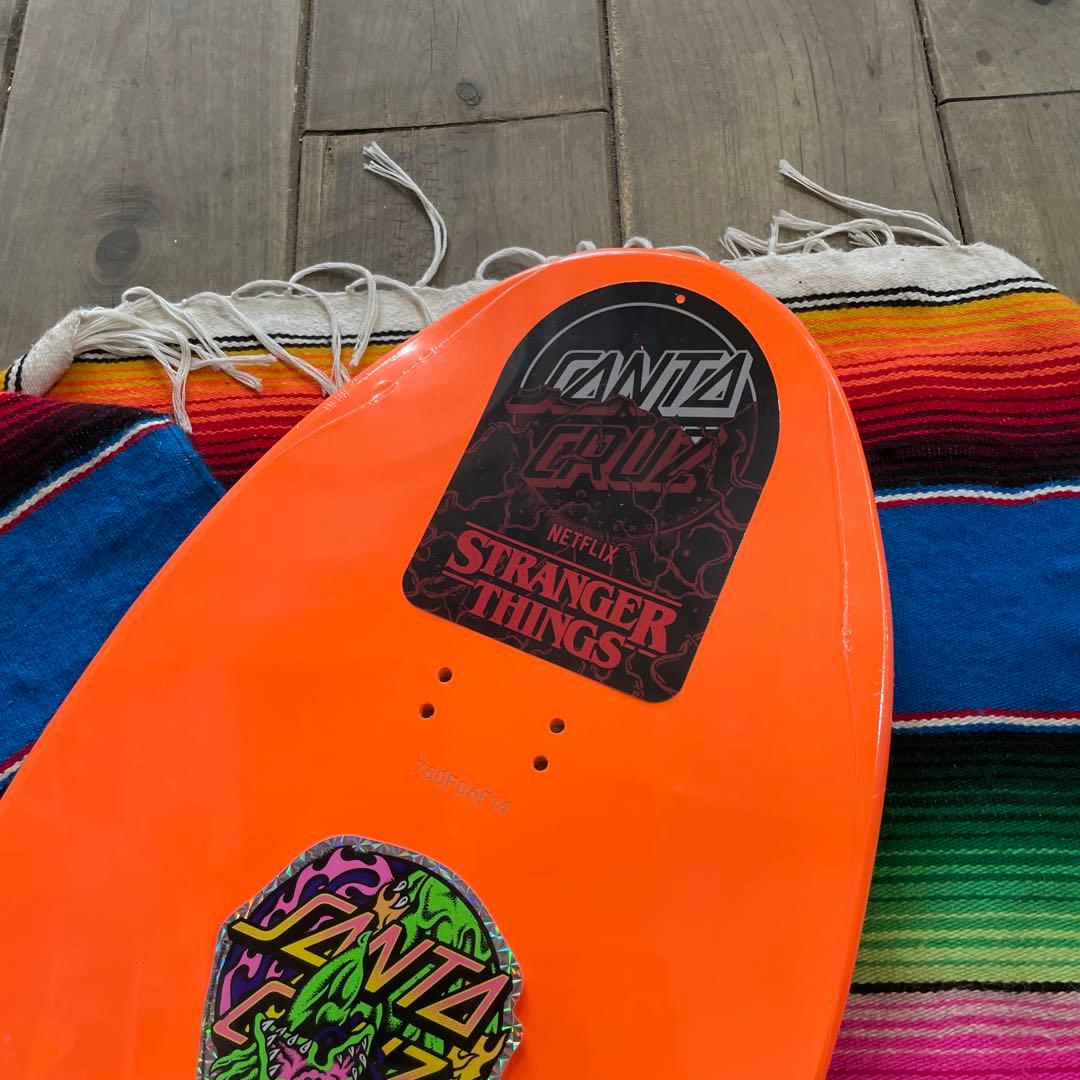 Santa Cruz ストレンジャー・シングス スケボーデッキ10.3インチ