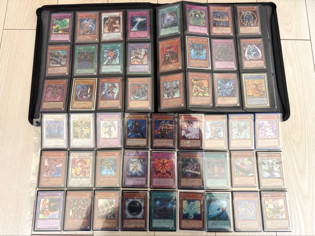 【最終値下げ中】2000枚超！遊戯王カード引退品　レリーフ多数