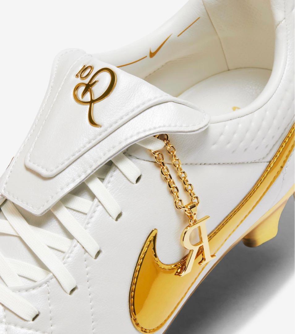 ロナウジーニョ×NikeTiempoLegendFG \"TouchofGold\"