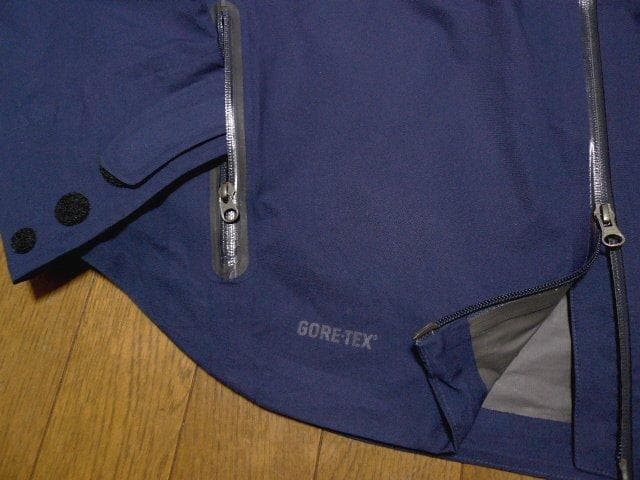【大きい】3XL4XL日本サイズ位ナイキUSA限定希少ゴアテックス美品ジャケット