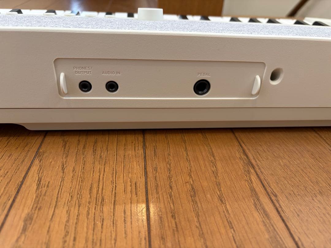 CASIO CT-S1 ホワイト 61鍵 電子ピアノ