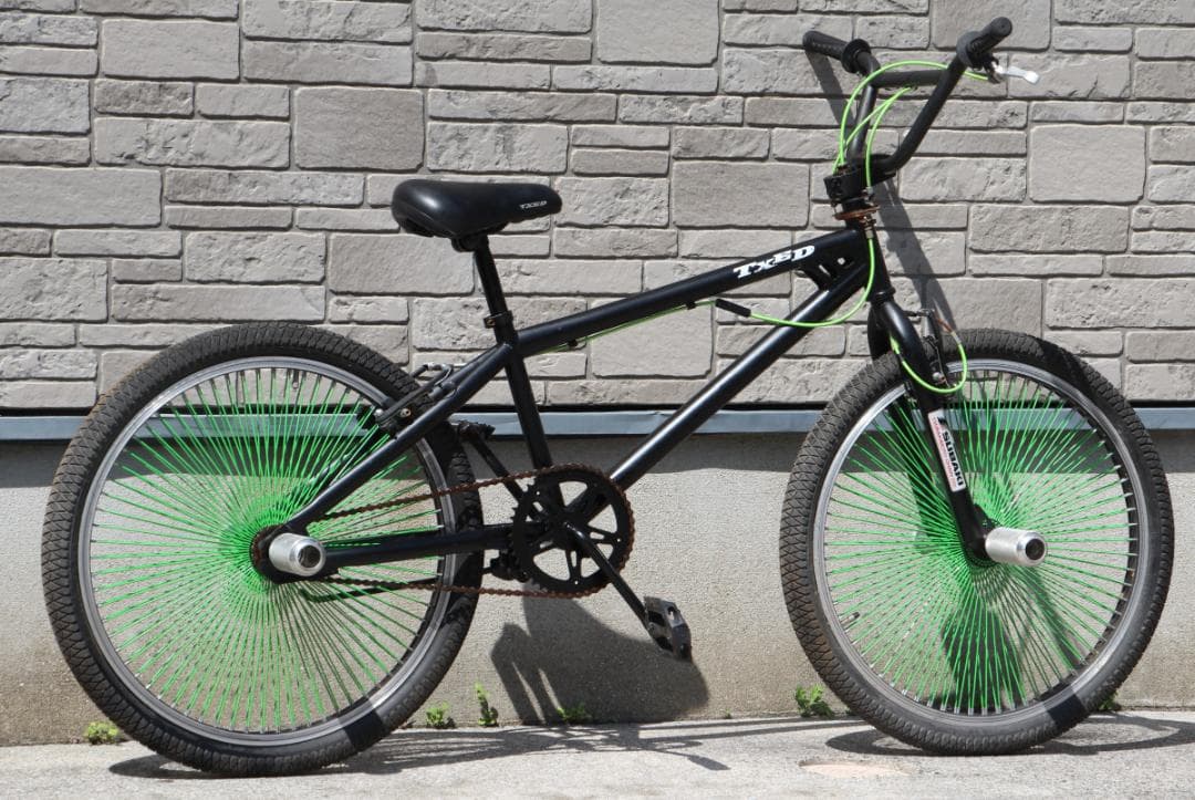 引き取り限定♪フリースタイルBMX♪24インチ♪アメリカンカスタム♪目立ちます♪