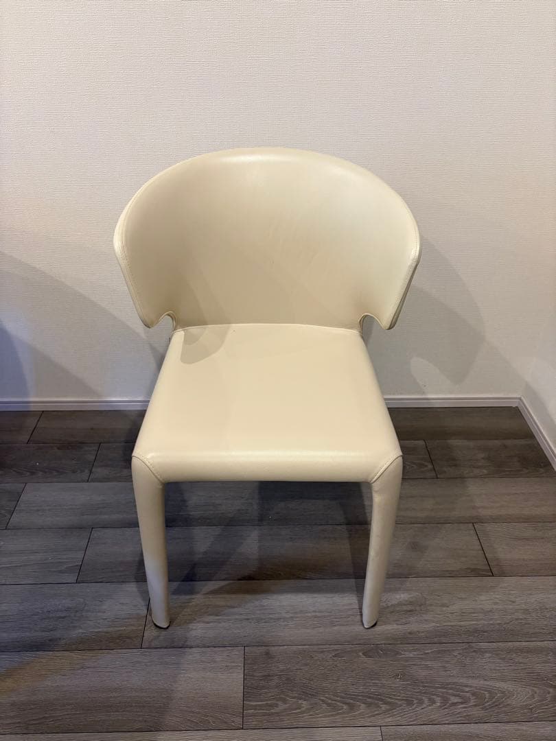 367 HOLA CASSINA IXC ラテベージュ　HIRO 