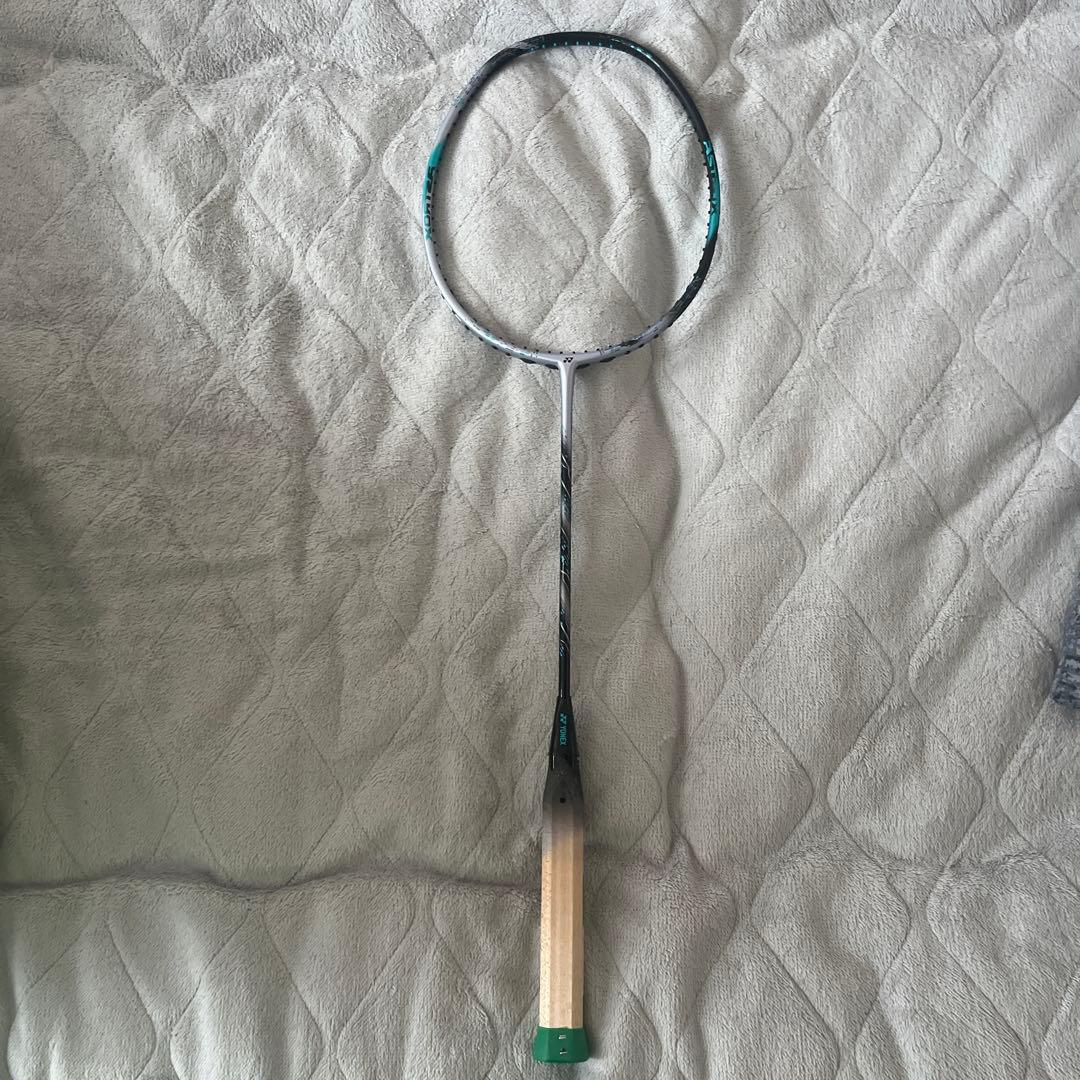 バドミントンラケット アストロックス88S Proです。
