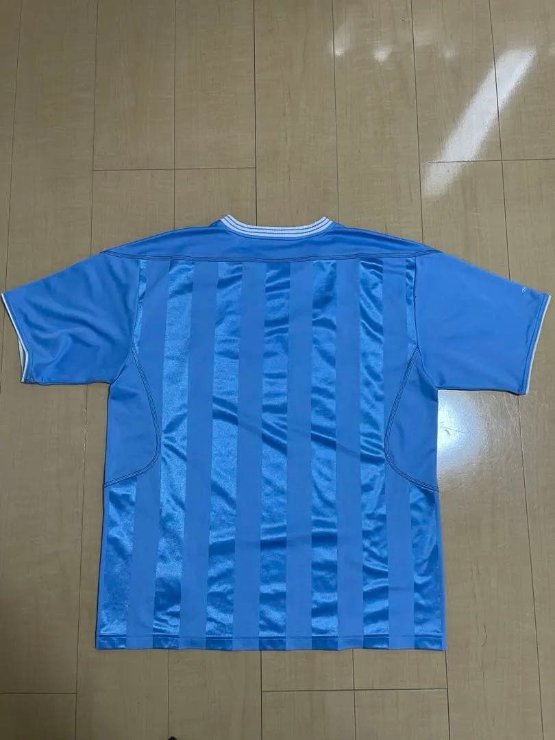 【レア物】マンチェスターシティ サッカーシャツ 旧ロゴ
