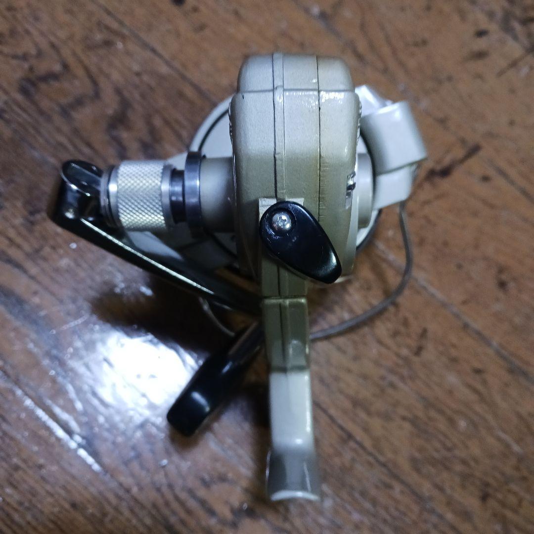 DAIWA、DX 7000 スピニングリール