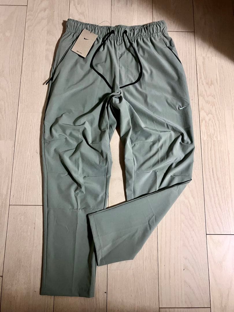 ナイキ メンズ Dri-FIT ストレートレッグ ヴァーサタイルパンツ XL新品