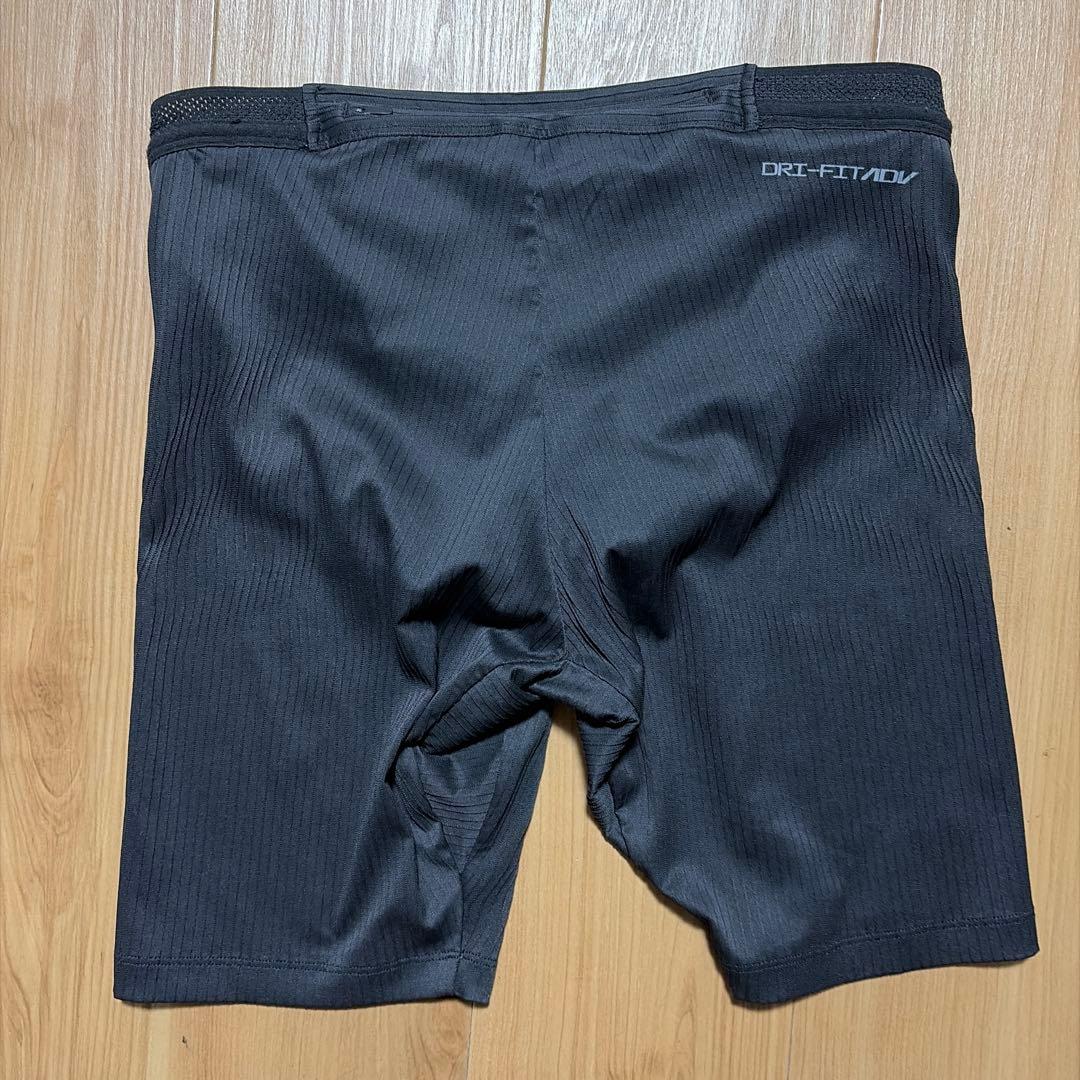 Nike エアロスイフトハーフタイツ