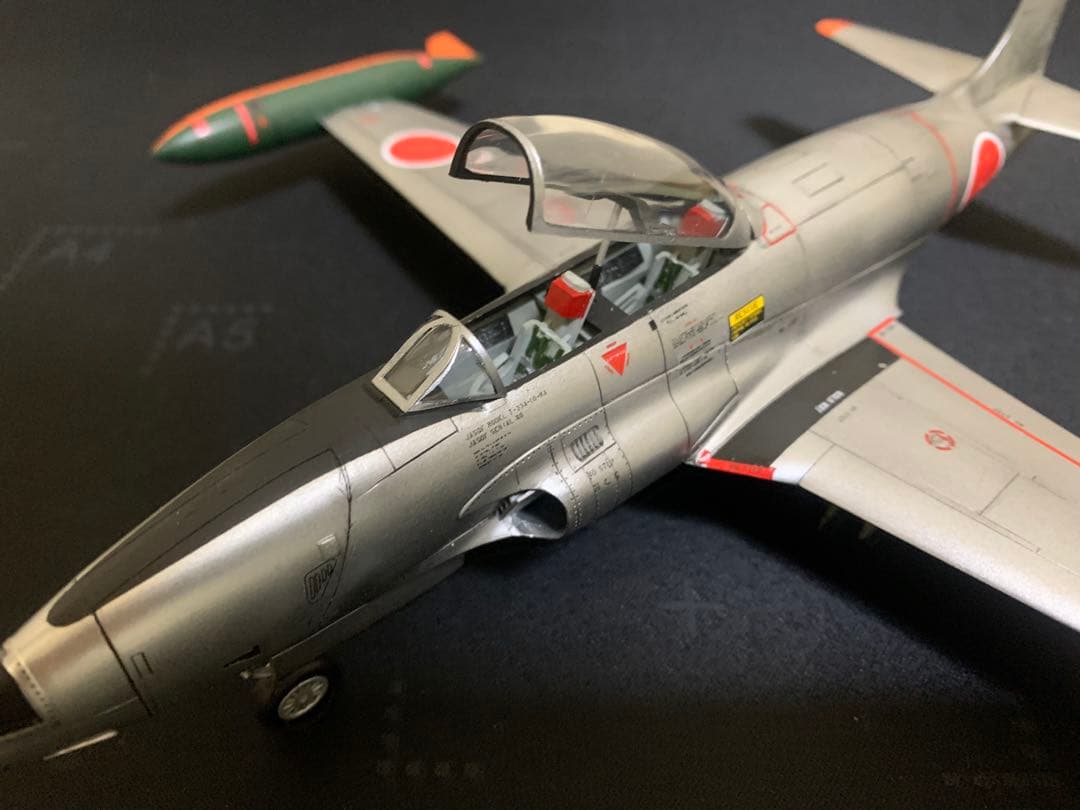 航空自衛隊T-33A 1/48 プラモデル完成品（アカデミー社）