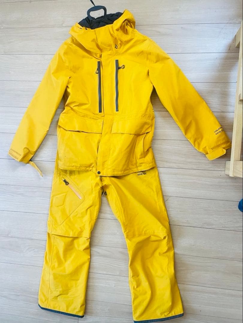 Volcom ボルコム GORE-TEX スノーボードウェア　 パンツ
