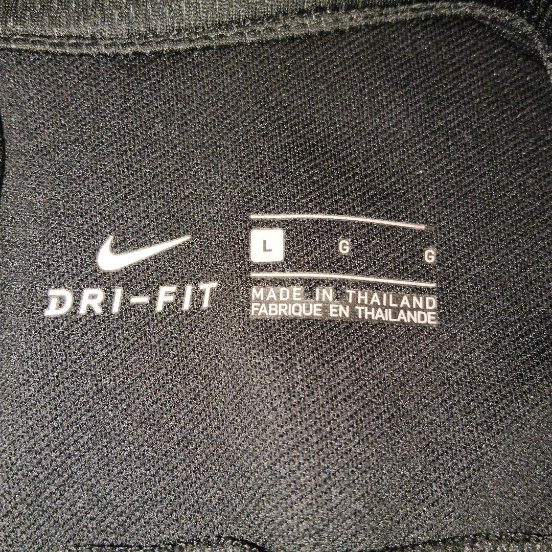 智です。　　Lサイズ 美品【NIKE】ナイキ長袖サーマパッド ストライク