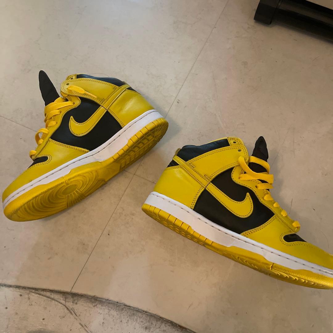 Nike ハイカット スニーカー イエロー/ブラック