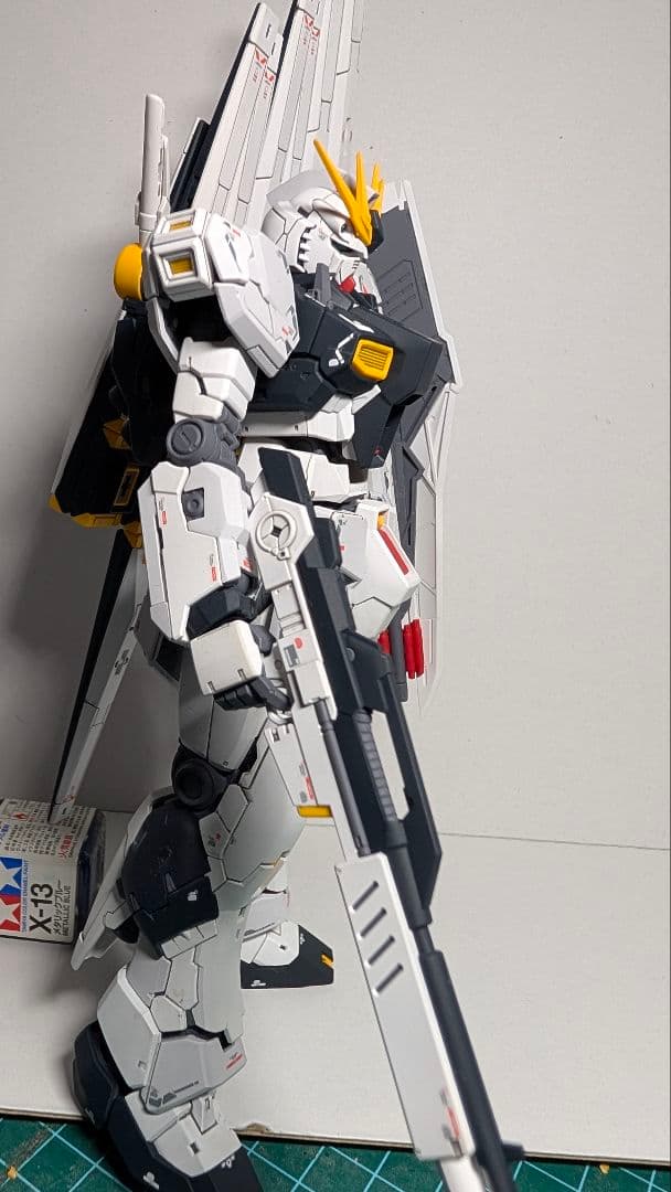 RX-93 rg νガンダム rgサザビー　塗装済み完成品