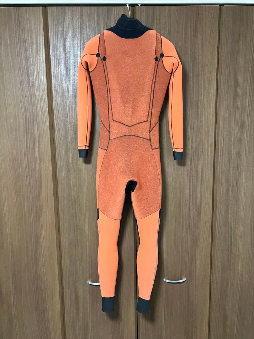 【値下げしました】美品破損無しレディースウェットスーツ　セミドライ裏起毛