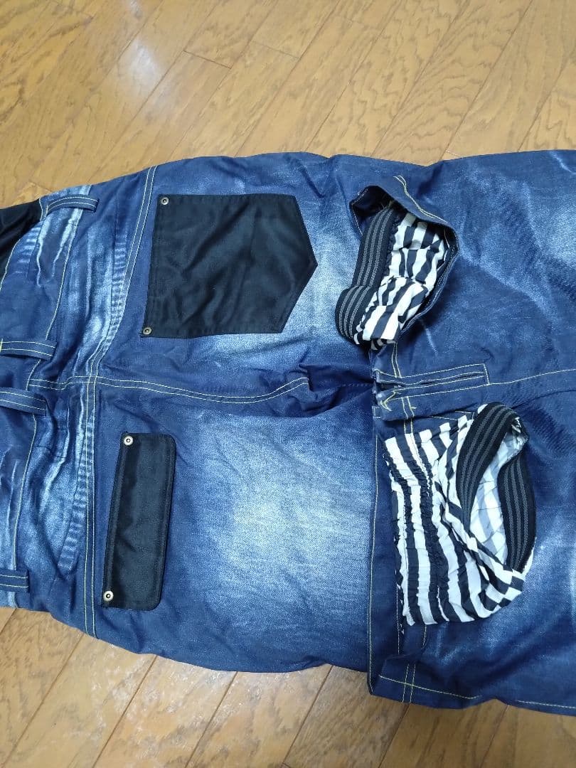 ほぼ新品YONEX　ヨネックス　スノーボードパンツサイズＳ