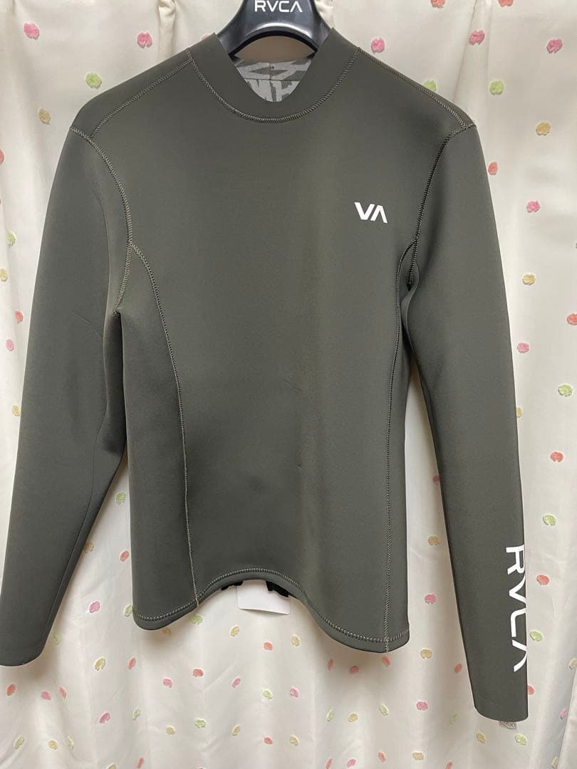 【タグ付き新品未使用】RVCA メンズタッパー