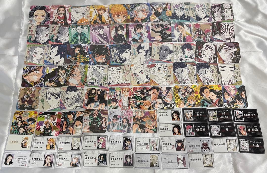 鬼滅の刃 アクリルスタンド 缶バッジ 色紙 カード まとめ売り 1500点以上