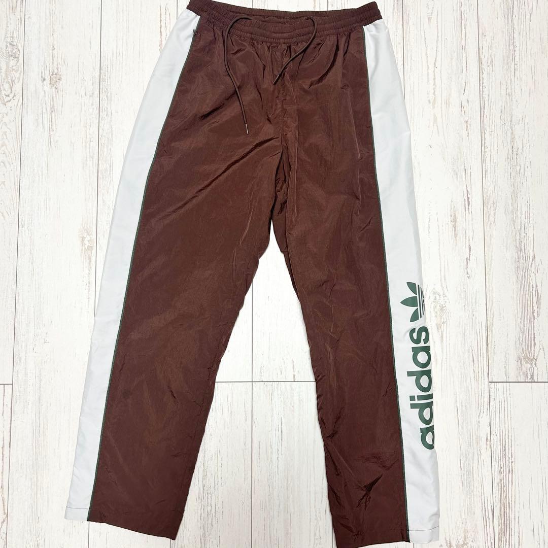 ABC限定　美品 アディダス オリジナルス トラックパンツ XL 茶 白 ロゴ