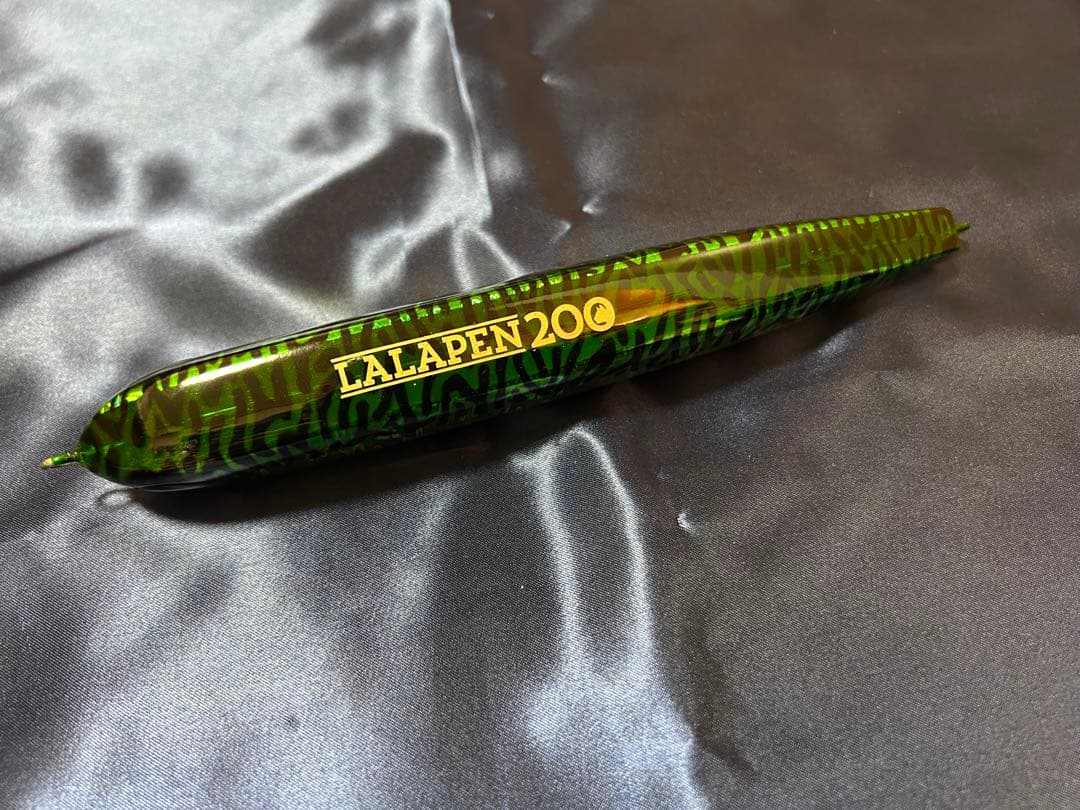 Riser Bait & Volador 190Fルアーセット ララペン