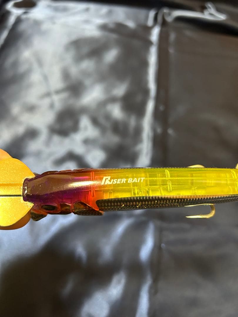 Riser Bait & Volador 190Fルアーセット ララペン