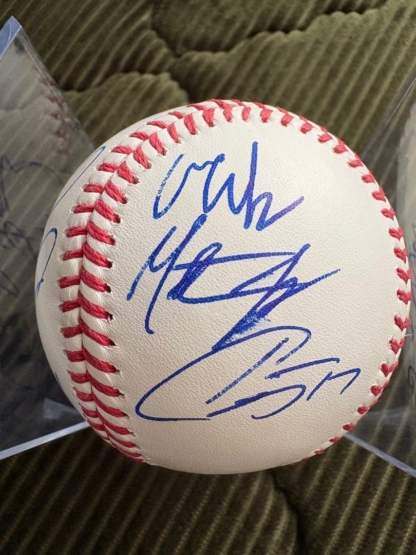 MLB直筆寄せ書きサインボール