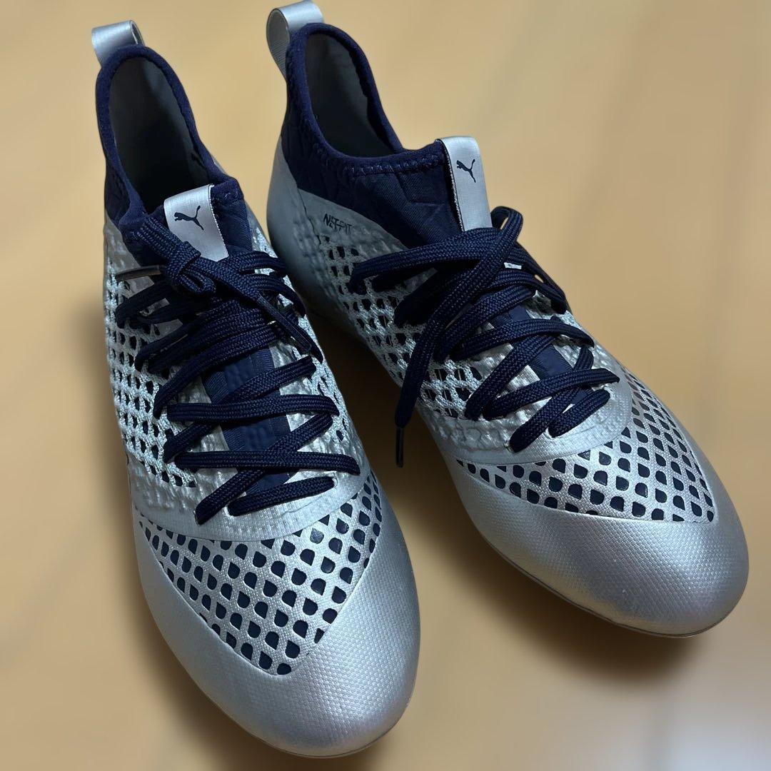Puma サッカーシューズ シルバー/ネイビー25.5センチ