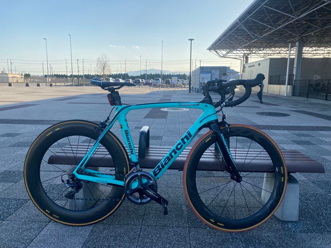 Bianchi OLTRE XR3 Dura Ace9100カーボン美品