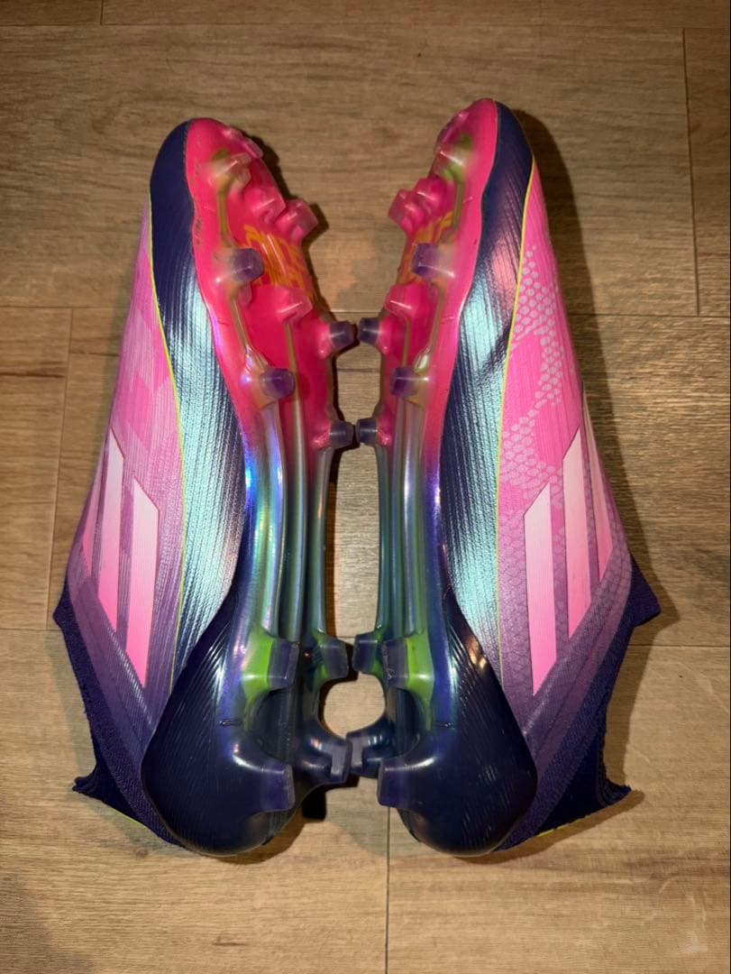 adidas F50 サッカースパイク