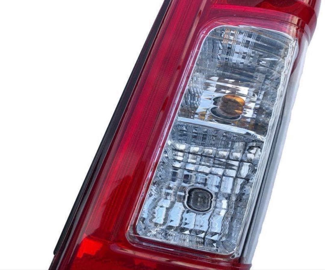 日産 NV350 キャラバン E26系 後期用 ファイバーLEDテールランプ 右