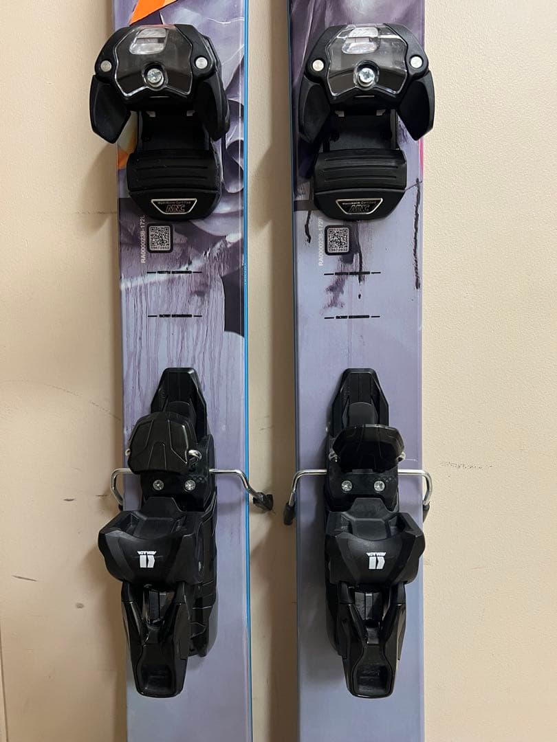 Armada ARV 106 スキー 172 cm