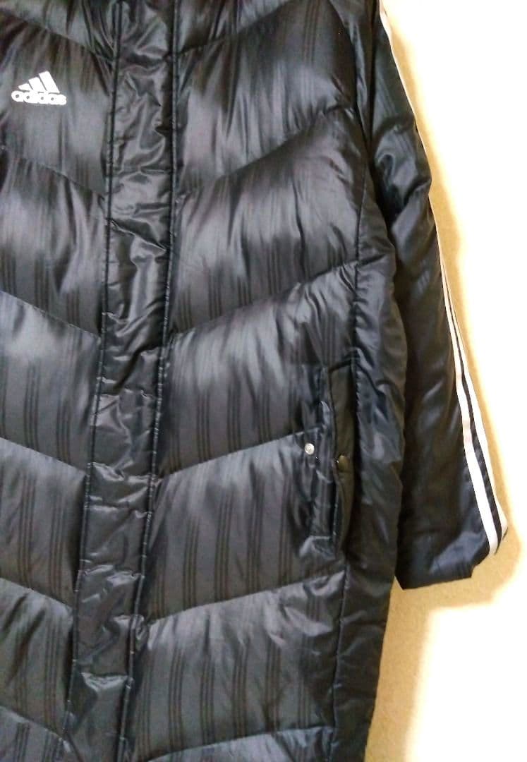 アディダス　ベンチコート　ダウン　黒　XL　サッカー　アウター　中綿　美品