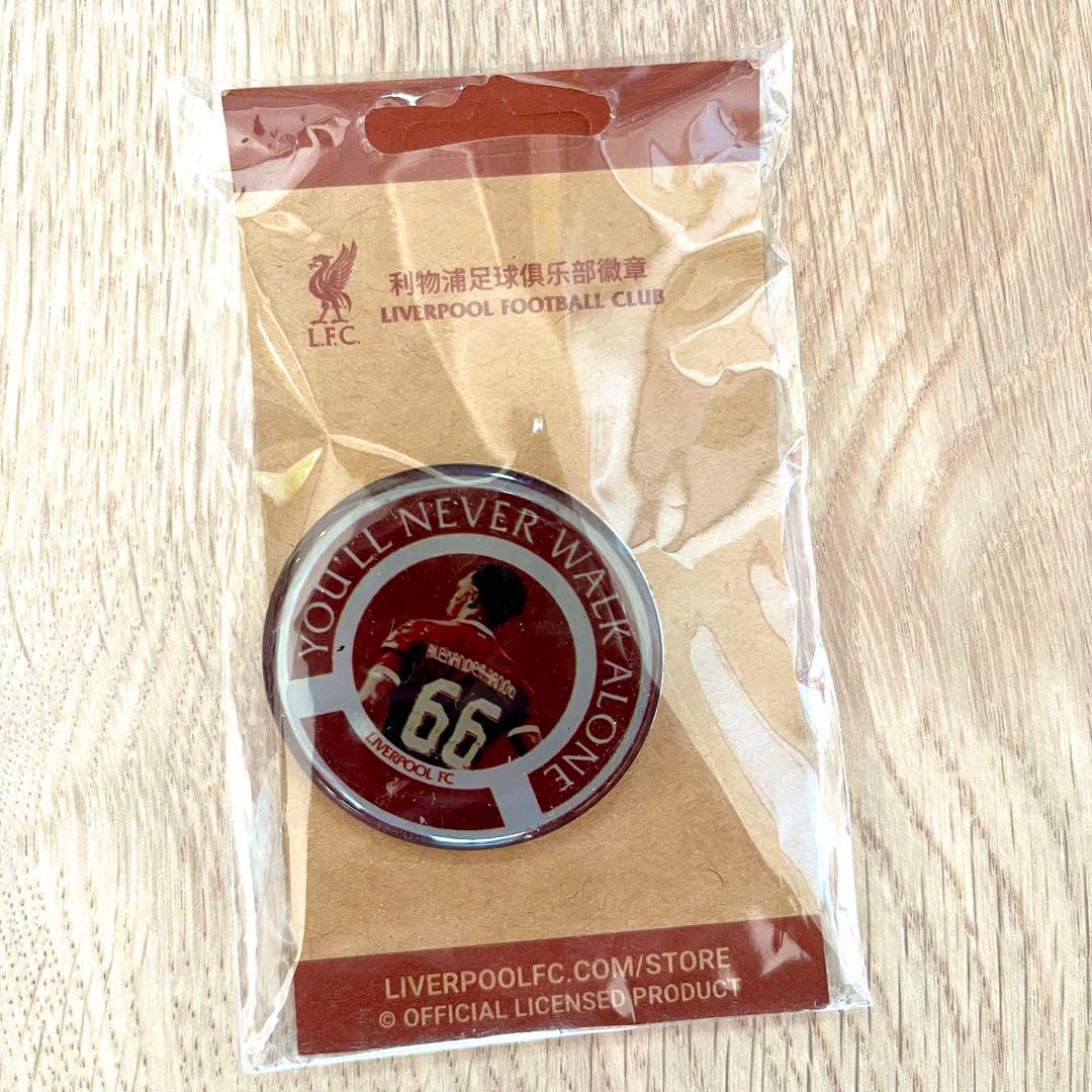 リバプール　アーノルド　アクリルスタンド　缶バッジ　マグネット　公式グッズセット